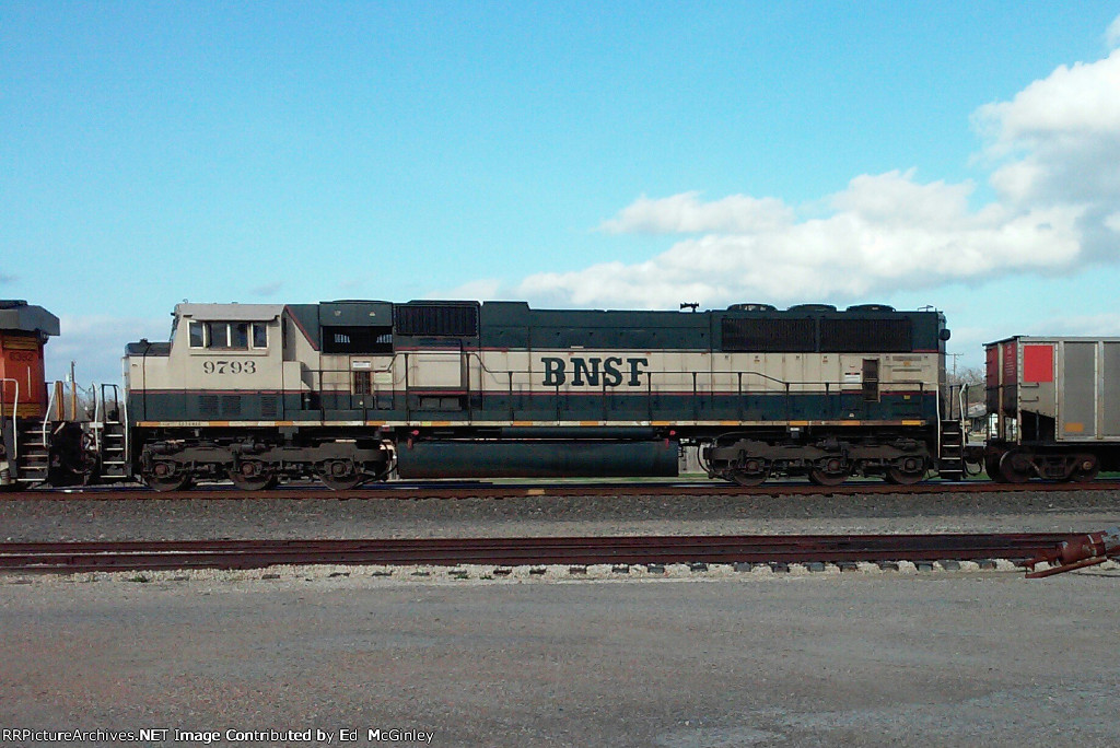 BNSF 9793
